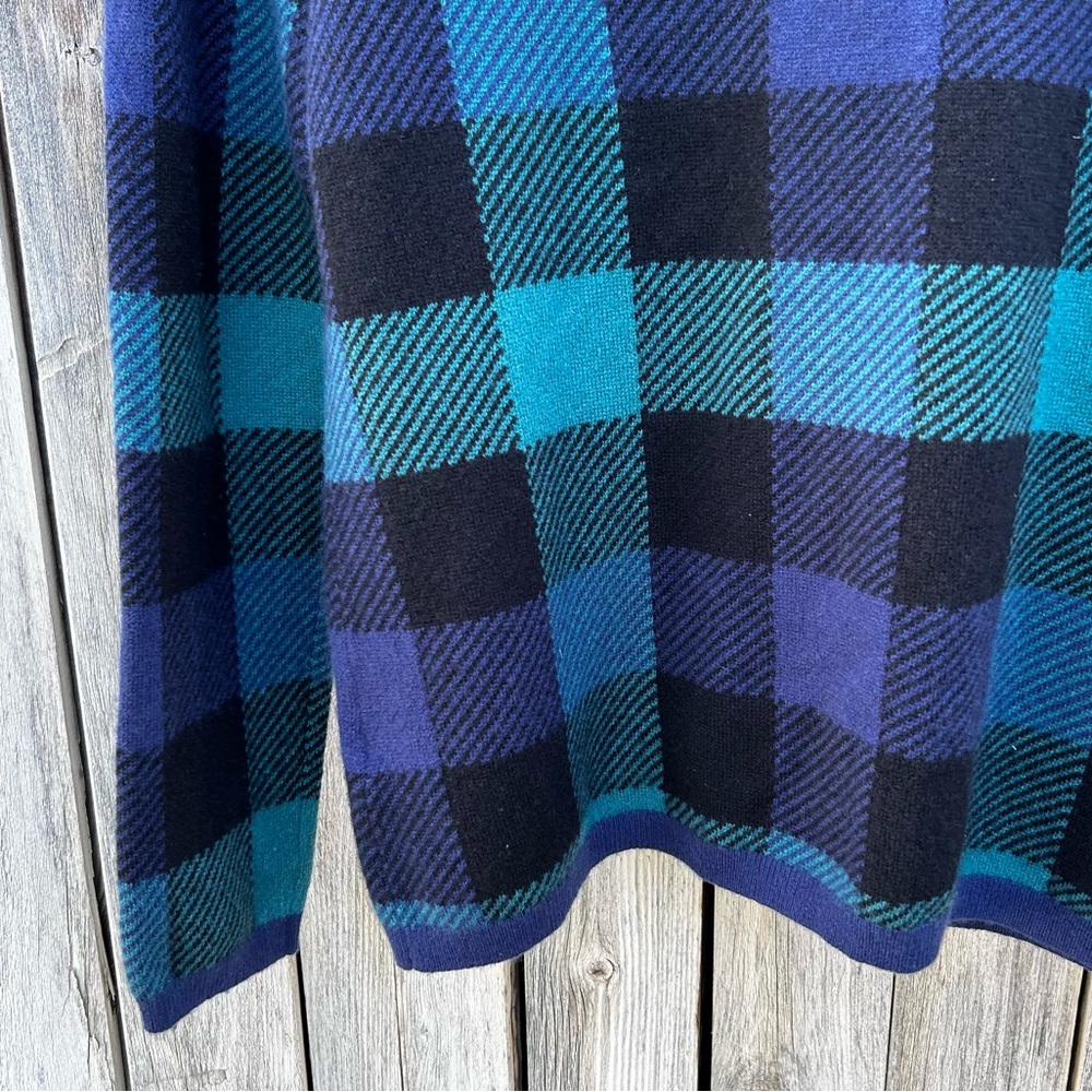 Lands’ End Plaid Cashmere Crewneck Cardigan Blue Green Black M - Picture 11 of 14